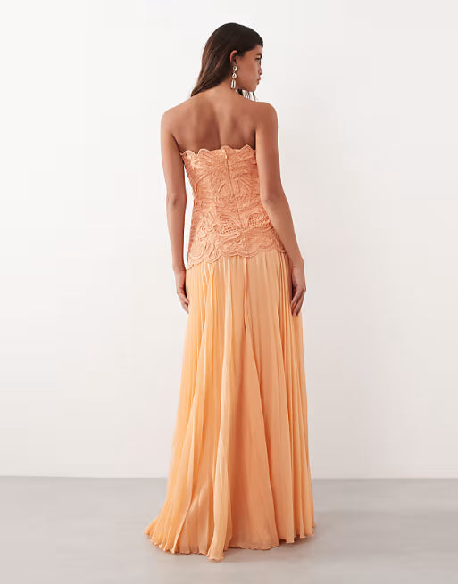 Elodie Abstract Cut-Out Maxi - Soft Peach