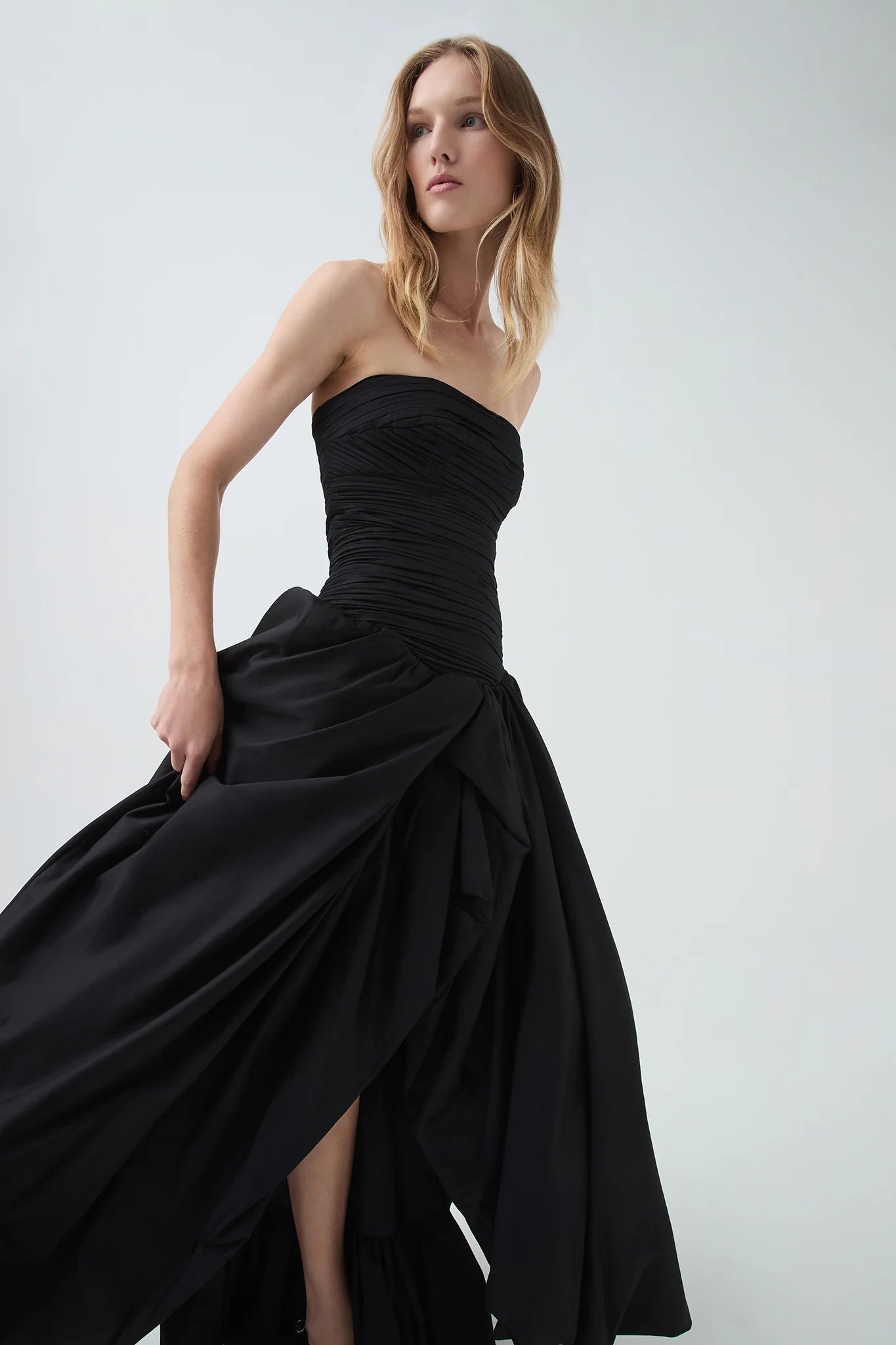 Violette Bubble Hem Gown - Black