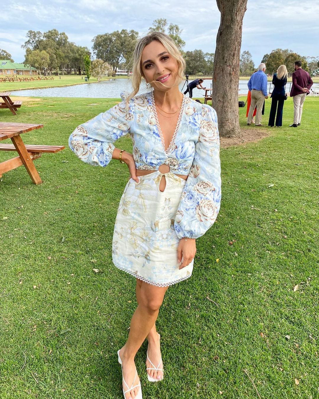 Cut Out Linen Mini - Botanica Print
