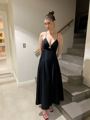 Solstice Strappy Ring Midi Dress - Black