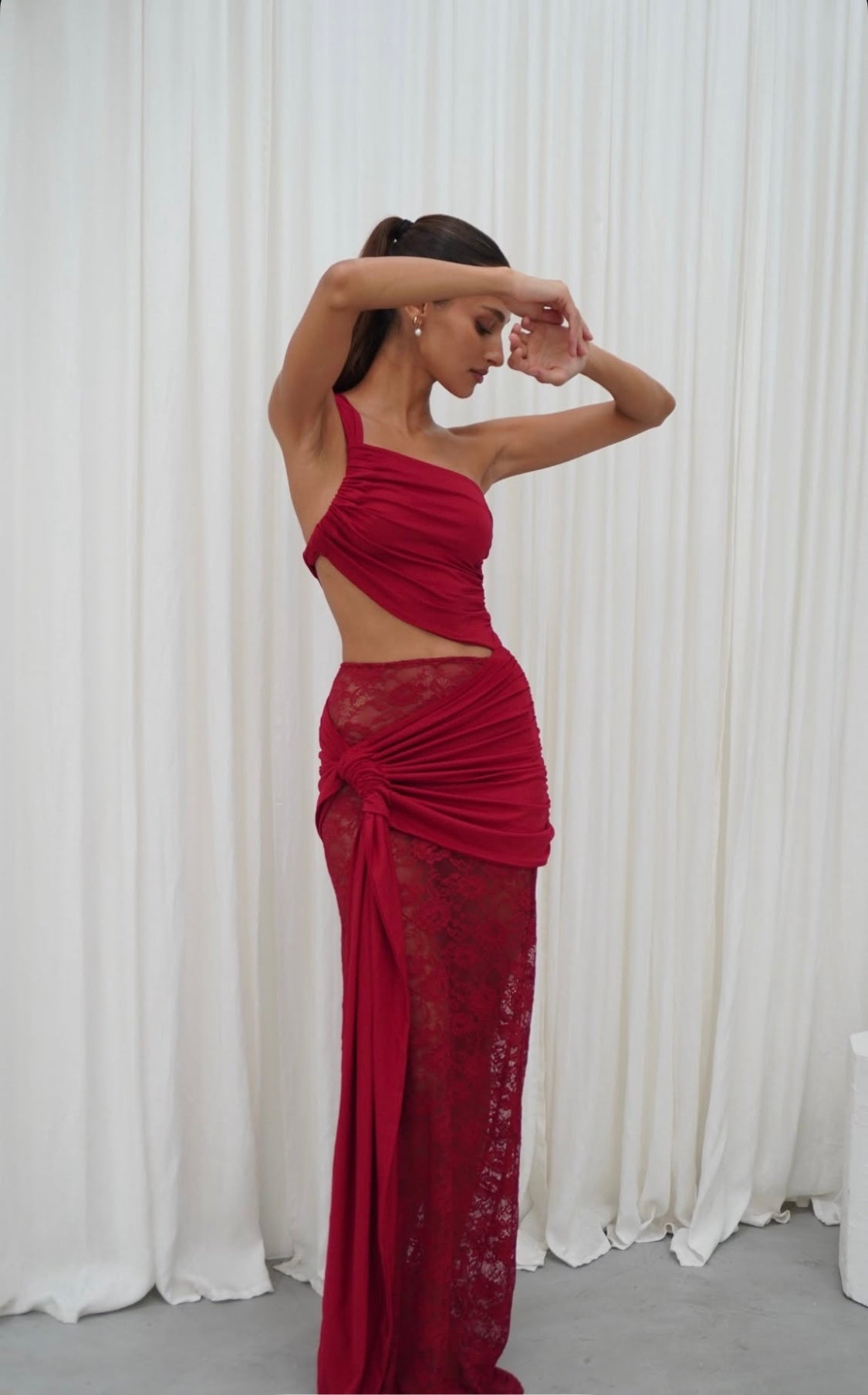 Paradiso Lace Dress - Red