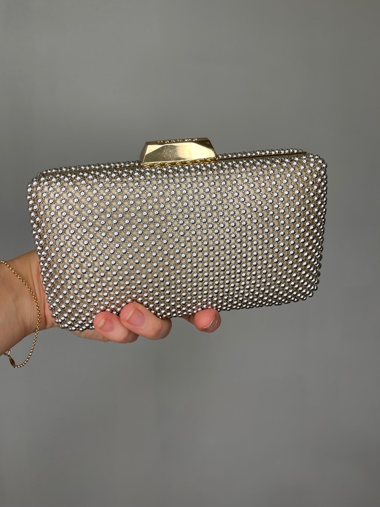 Natasha Mesh Clutch - Gold