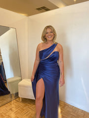 Lylian Gown - Navy