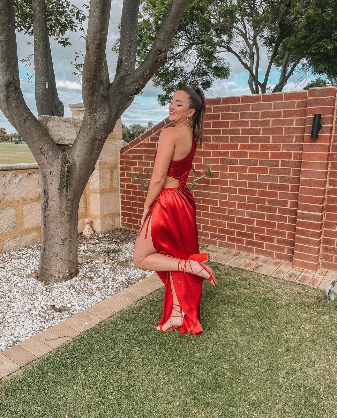 Nour Maxi Dress - Scarlet