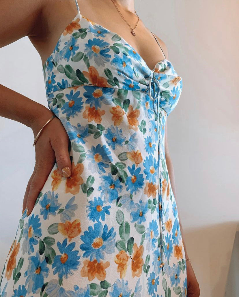 La Jolie Midi Dress - Floral Print