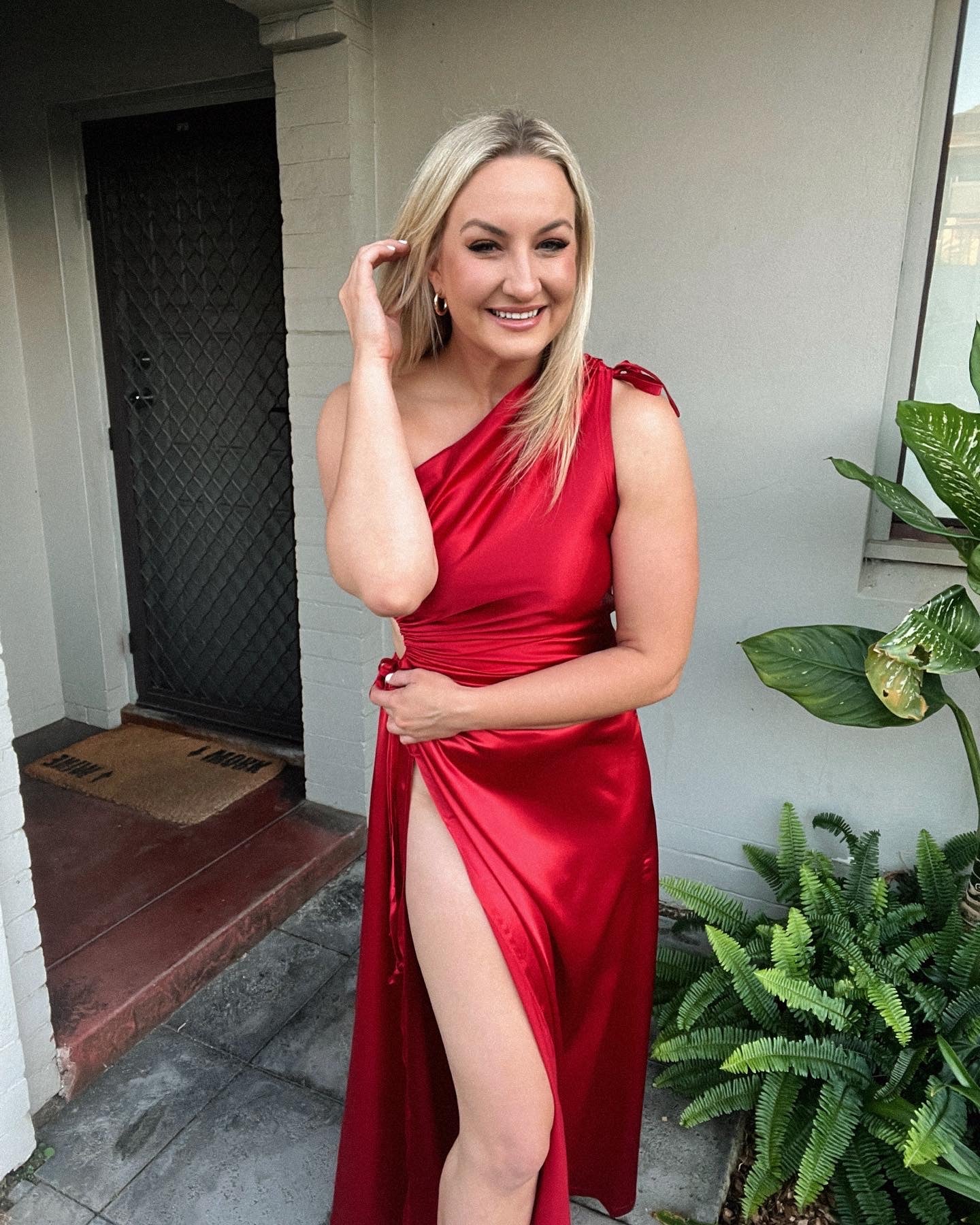Nour Maxi Dress - Scarlet